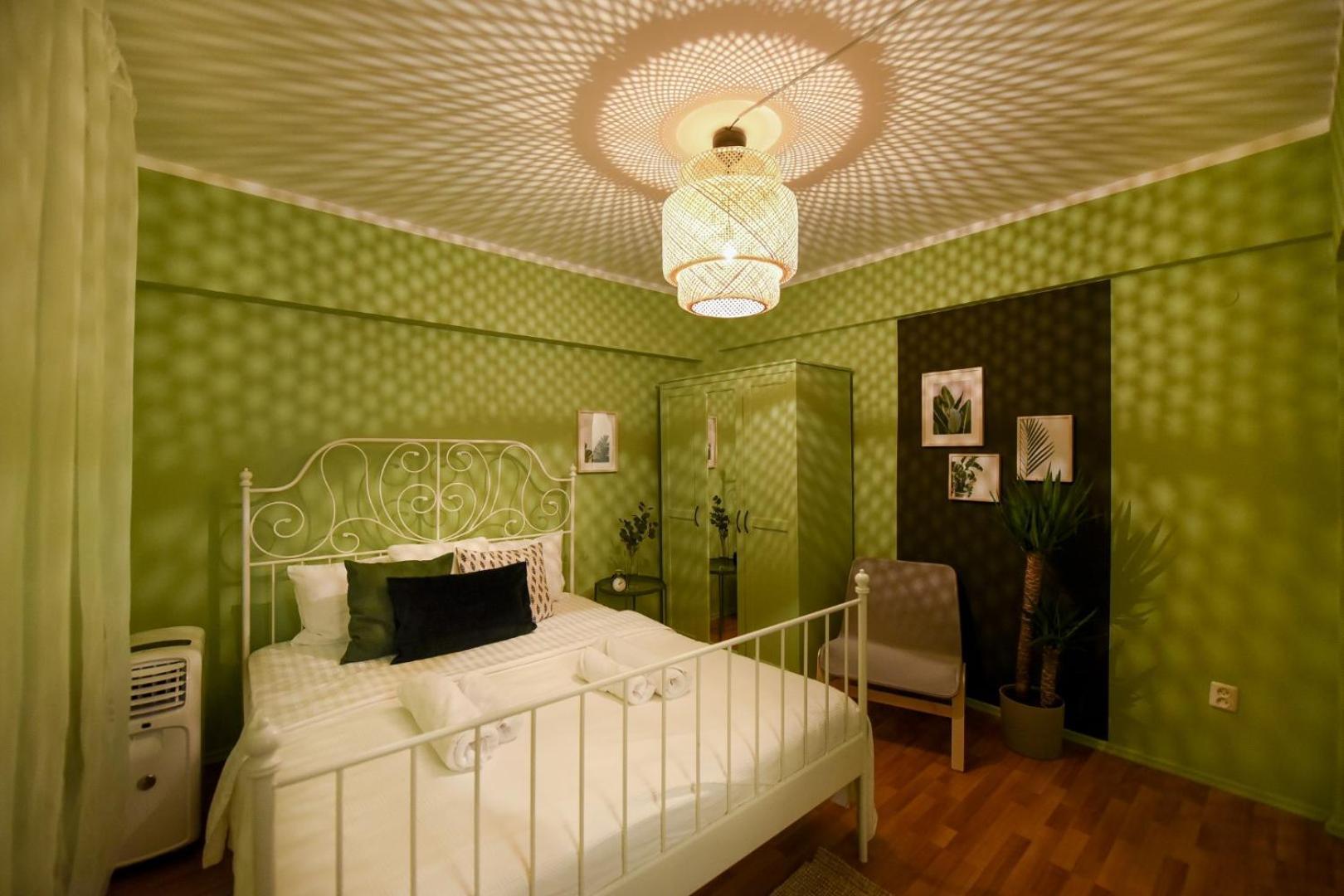 Chic Accommodation With Breathtaking Views Over Calea Victoriei - Your Central Heaven บูคาเรสต์ ห้อง รูปภาพ
